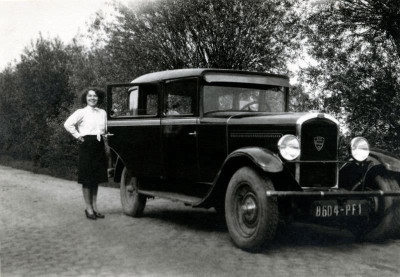 #3 Peugeot 12 CV Six, cobbled road, Rhône, France 1930