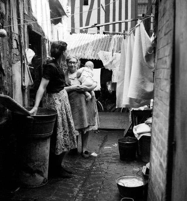 #30 At 3, rue de l’Amitié, Rouen, September 1951, Rouen, September 1951