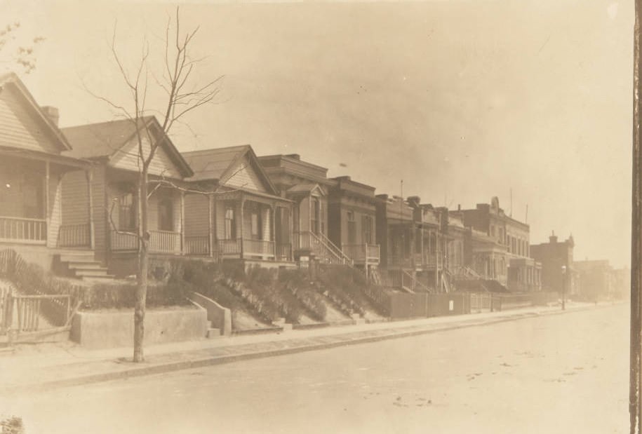 #34 Row of houses along Sarpy Avenue in Midtown in 1920.