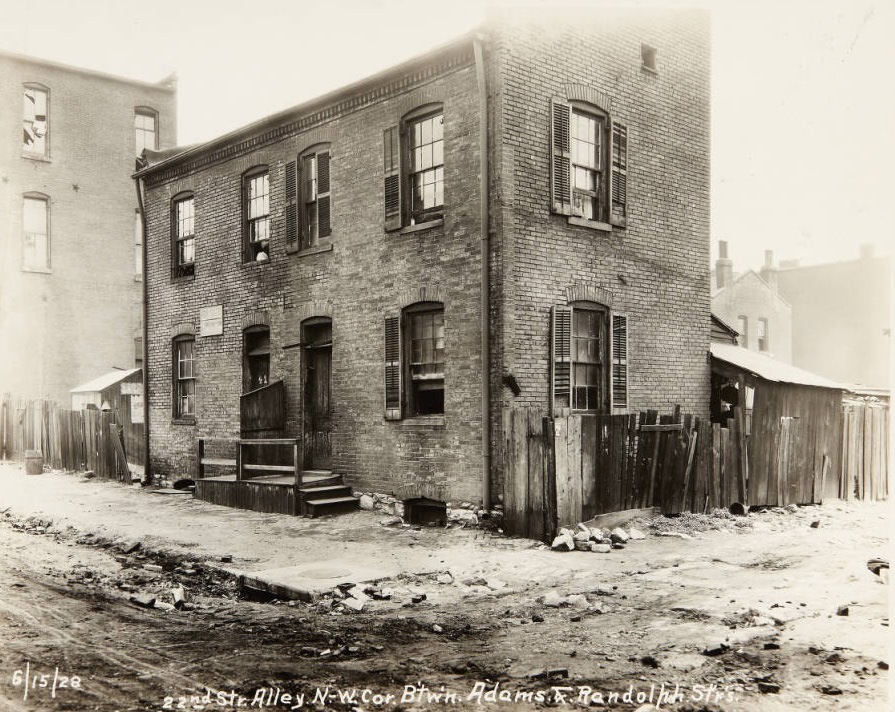 #23 Vacant building next to 22nd Street alley between Adams and Randolph Streets, 1920