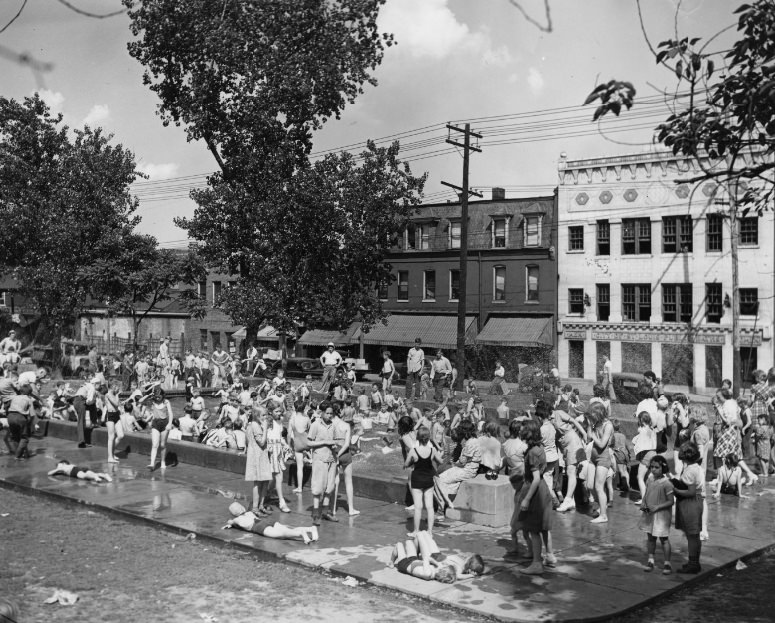 #95 Wading Pool at 7th and Soulard, 1940