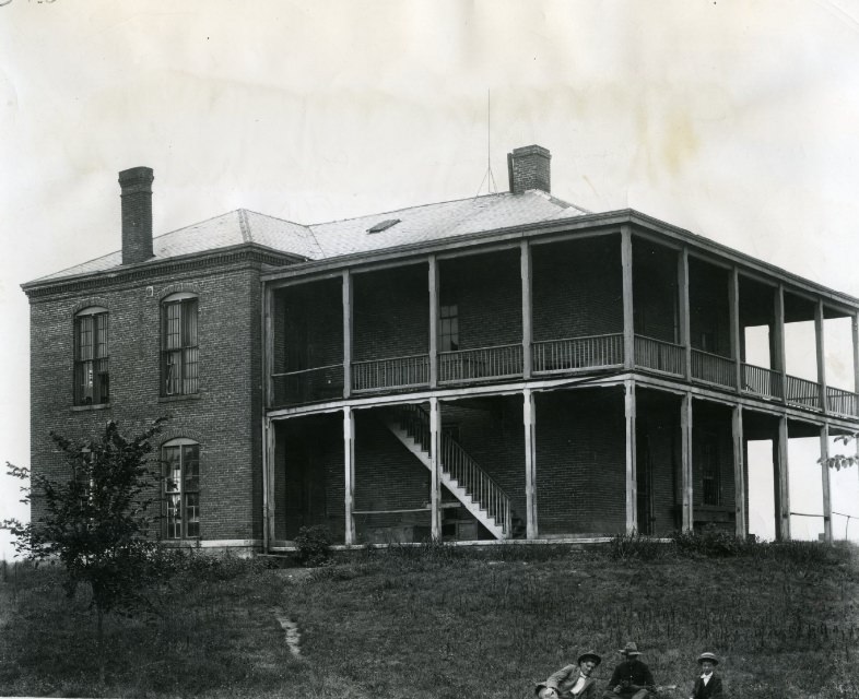 #18 The old guard house at Jefferson Barracks, 1949.