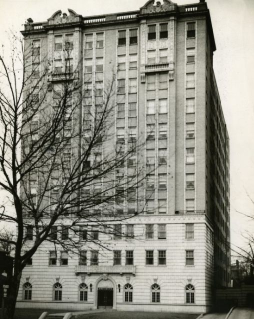 #9 The President Apartments on Lindell Blvd, 1945.