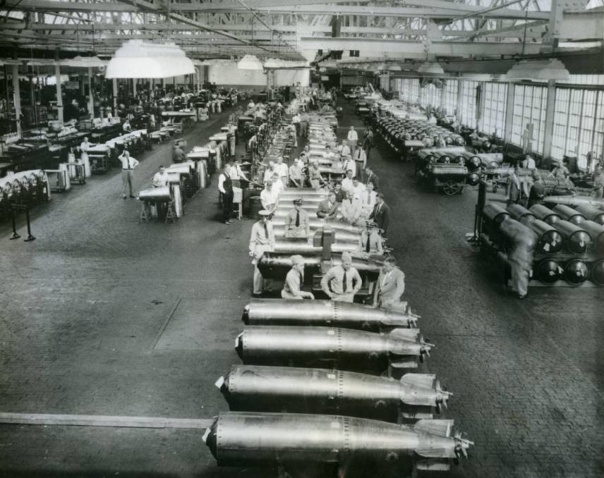 #15 Airborne torpedo assembly line at American Can Company, 1943.