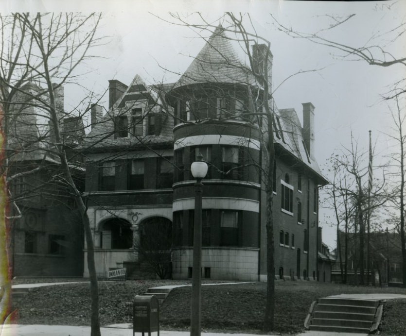 #55 Alcoholics Anonymous Bought This residence at 4522 Lindell blvd for a meeting plce, 1950