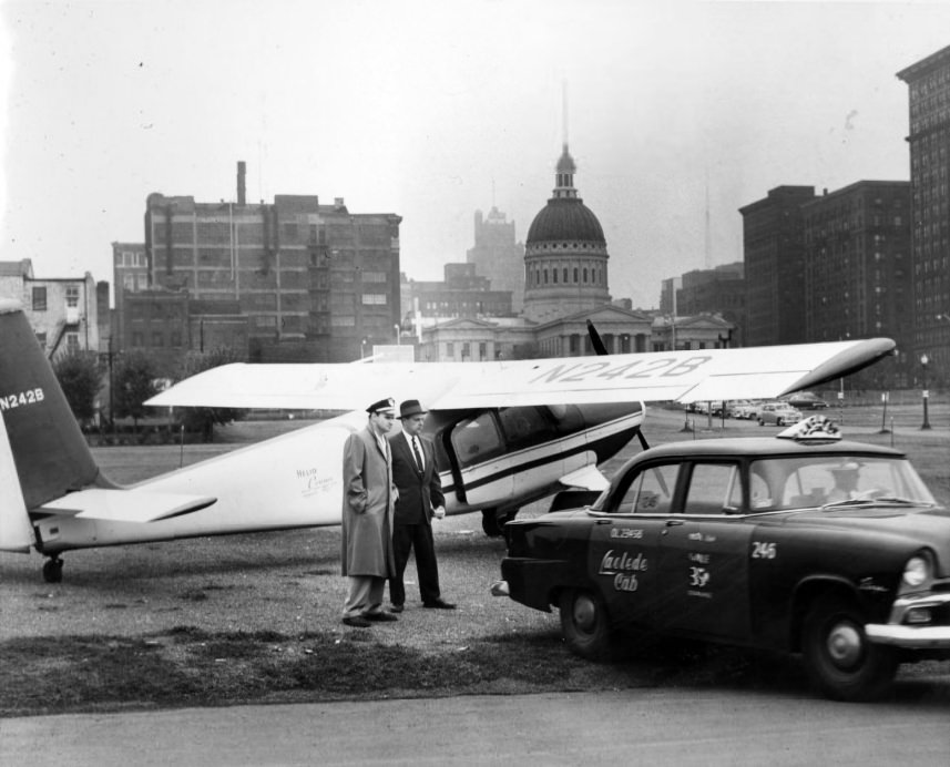 #114 An Aerial Taxi Test,1955