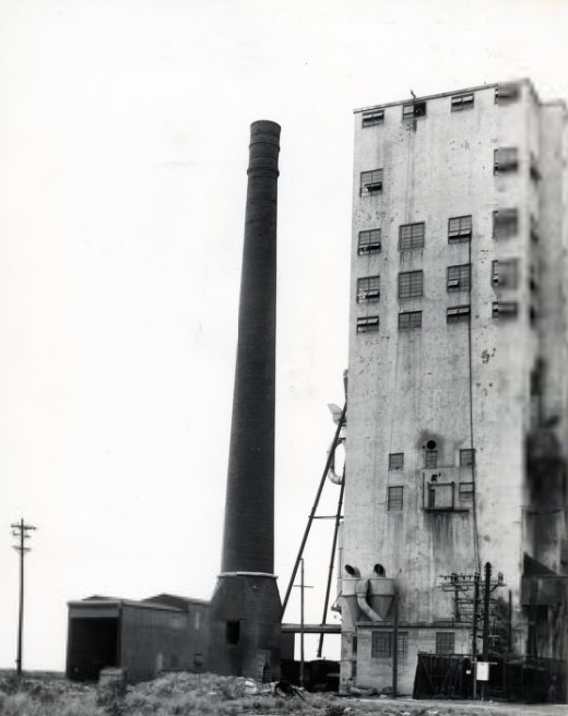 #127 Burlington Grain Elevators Smokestack, 1954
