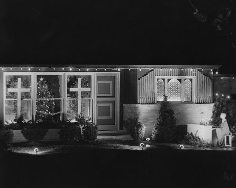 #166 Tied for Honors in the Unlimited, 1955