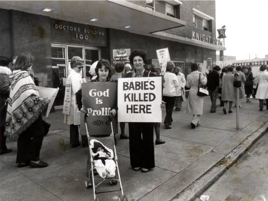 #209 Doctors Building, 1955