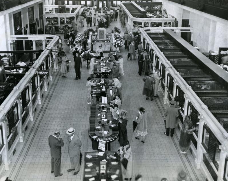 #65 The Largest Bank Under One Roof–Mercantile Trust Co, 1951