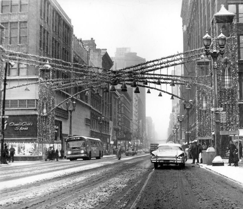 #26 Washington Ave St. Louis, 1960