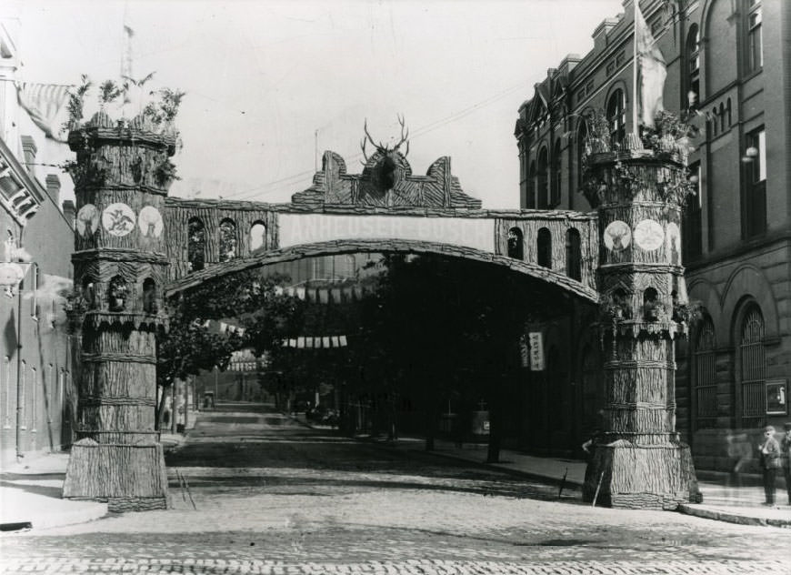 #30 Anheuser-Busch Brewery – Celebratory Arch, St. Louis, 1960