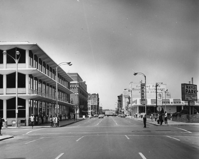 #212 Broadway Street, 1960