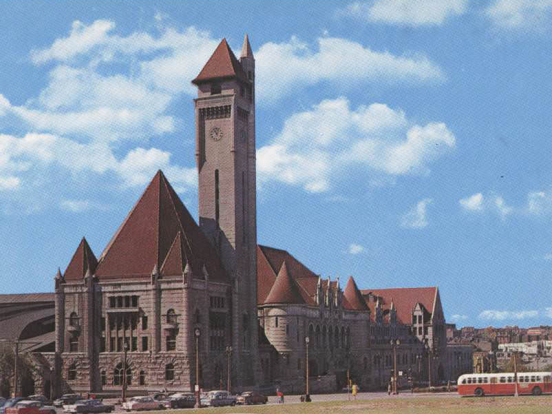 #221 Union Station, Market Street — 18th to 20th sts., Saint Louis, 1960