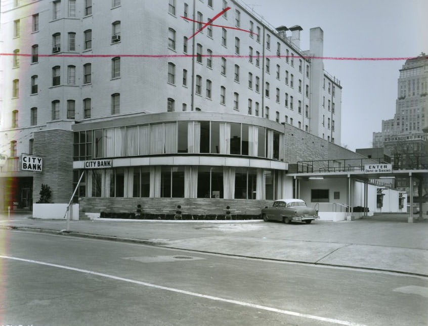 #44 City Bank, which moved into new quarters at 4981 West Pine, 1960