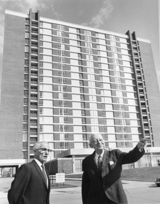 #53 Dr. John Whitney, president of the Heritage House Board of Directors and W. Palmer Oliver, 1960