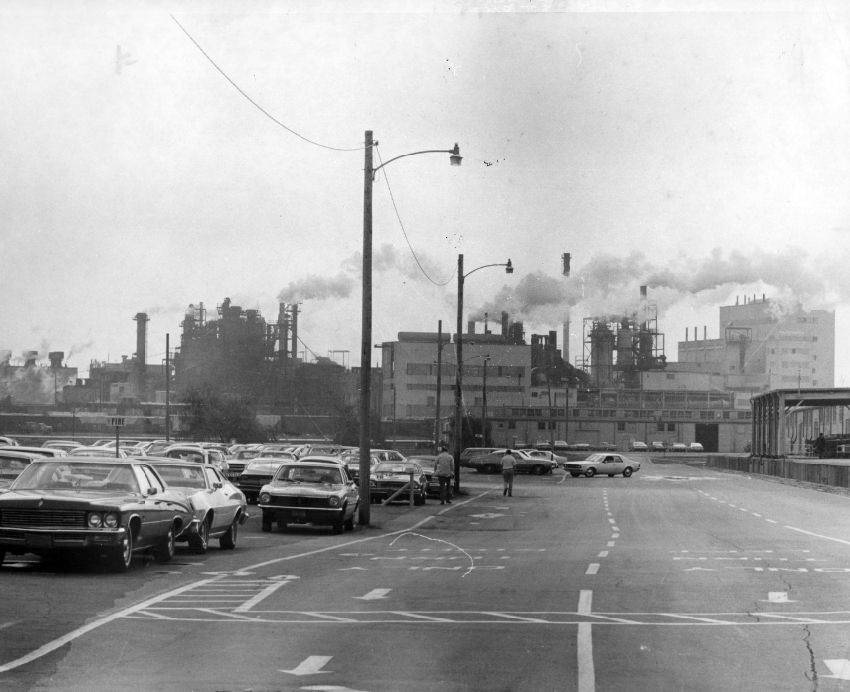 #30 N L Industries, 1976