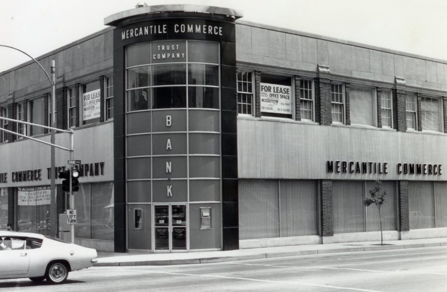 #17 Mercantile Bank Big Building, 1971