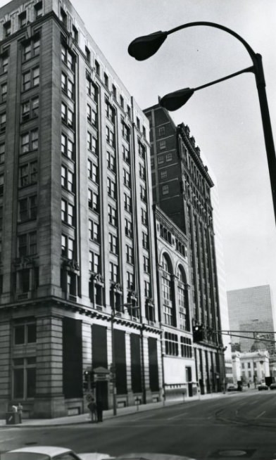 #80 Building at N. Broadway between Olive and Pine Streets, 1977