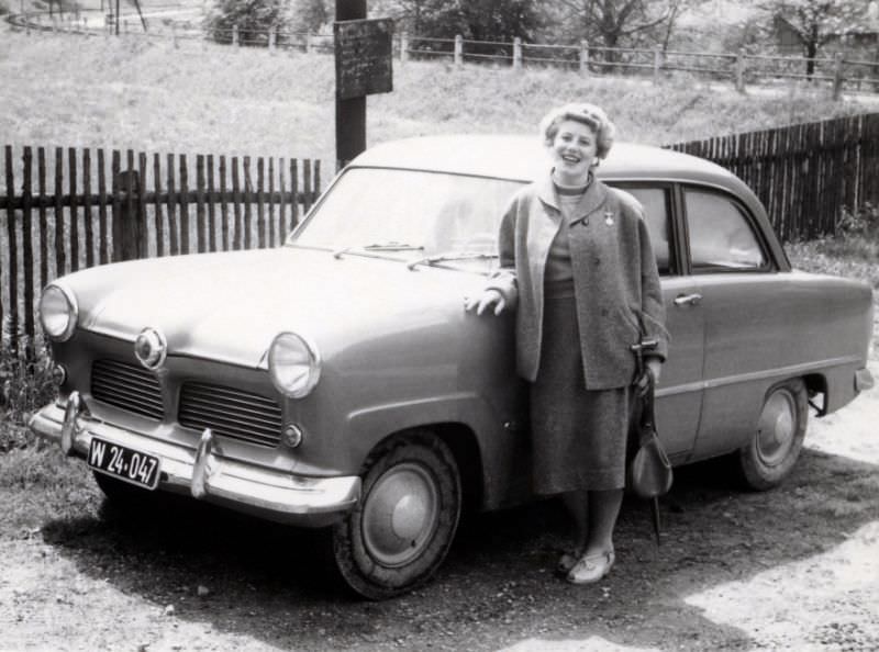 #16 Ford Taunus 12 M, Vienna, 1955