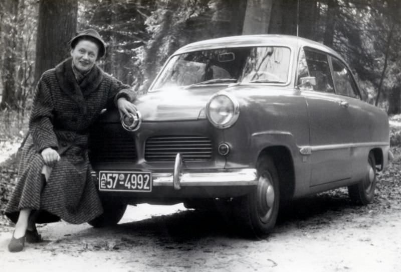 #17 Ford Taunus 12 M, 1955