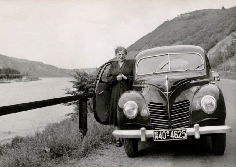 #6 Ford Taunus Spezial, Hamm, 1952