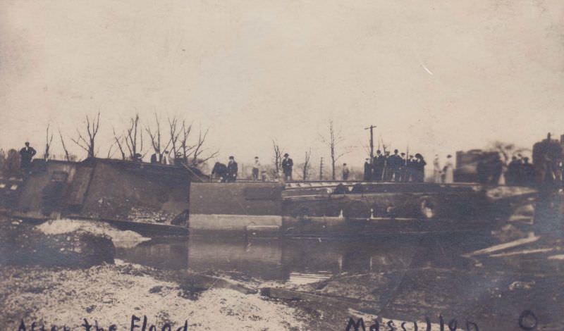 #35 People standing by fallen train, Massillon, Ohio, 1913