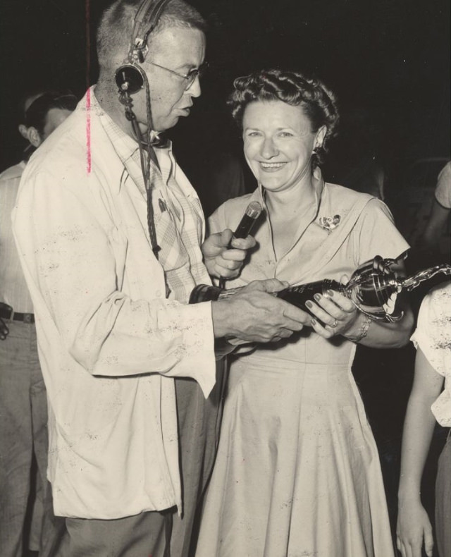 Vicki Wood: Life Story and Photos of The Trailblazing ‘Fastest Woman in Racing’ Vehicles &; Transpor