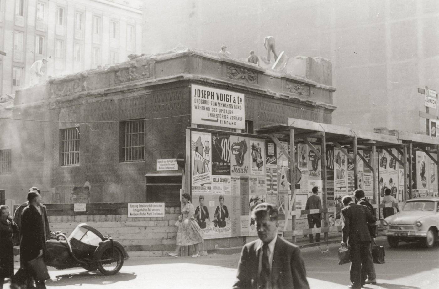 #15 Demolition of a ruin at Hoher Markt in Vienna, 1956.