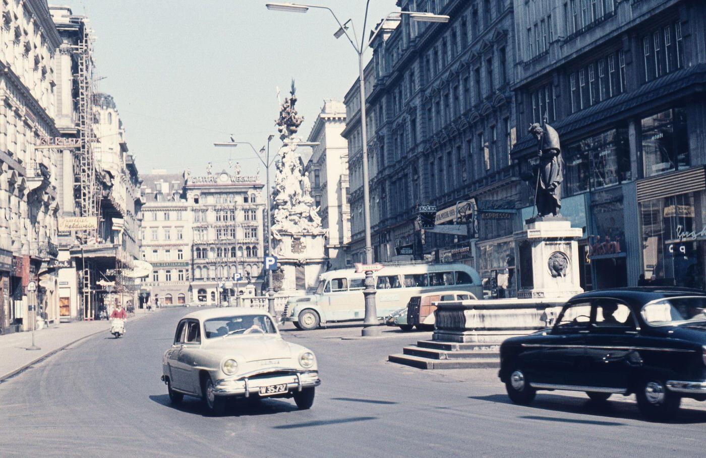 #5 Der Graben mit der Pestsaeule in Vienna, circa 1958.