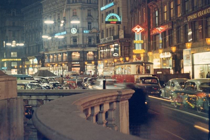 #79 Graben at night, 1960