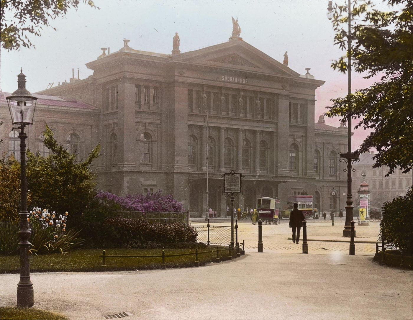 #68 Vienna Suedbahnhof, built in 1874 and destroyed in 1945 during WWII. Vienna’s 3rd district, 1905.