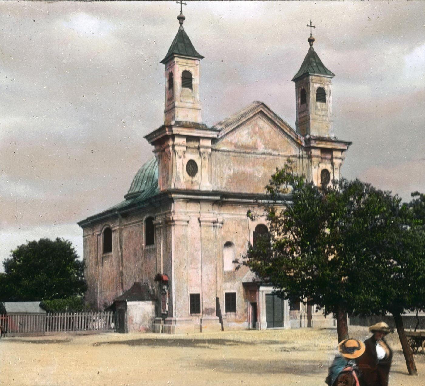 #77 The church on Leopoldsberg hill, renovated and enlarged by Antonio Maria Beduzzi in 1718-1730. Vienna’s 19th district, 1905.