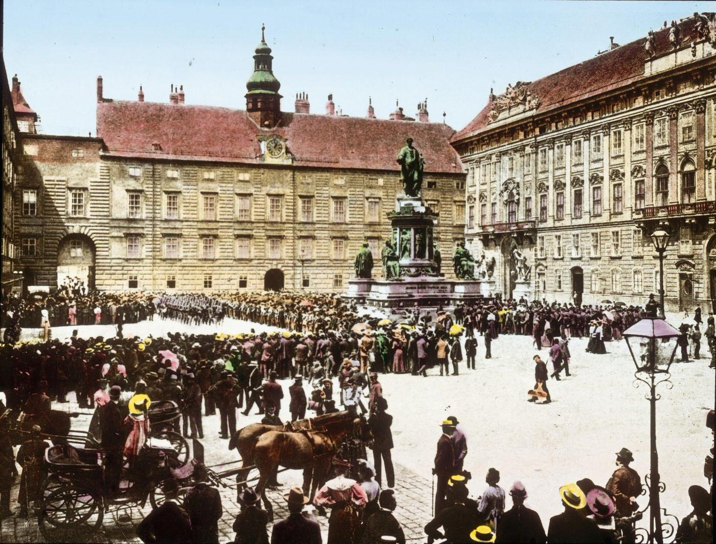 #82 Changing of the guards at the Hofburg Imperial Palace in Vienna, 1905.