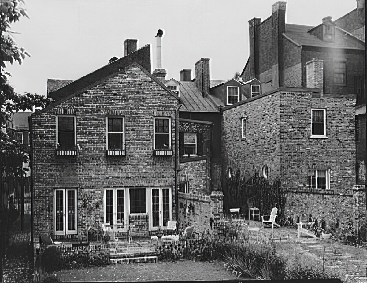 #18 National Paint, Varnish & Lacquer Association, Inc. Mrs. Weller home in Alexandria, 1920