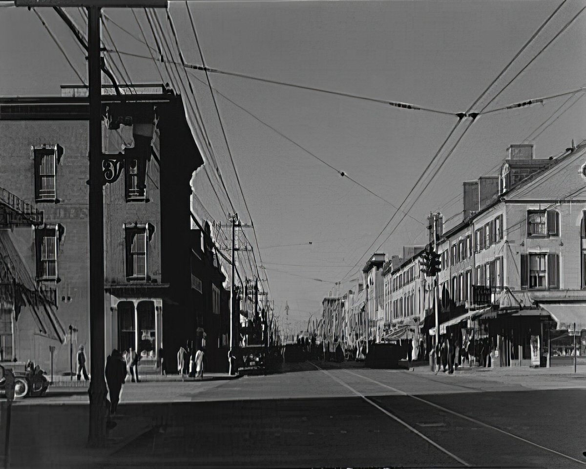 Business section of Alexandria, 1920s