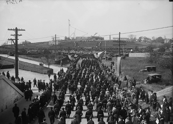 #45 Thousands of masons marched thru the streets of Alexandria, 1923