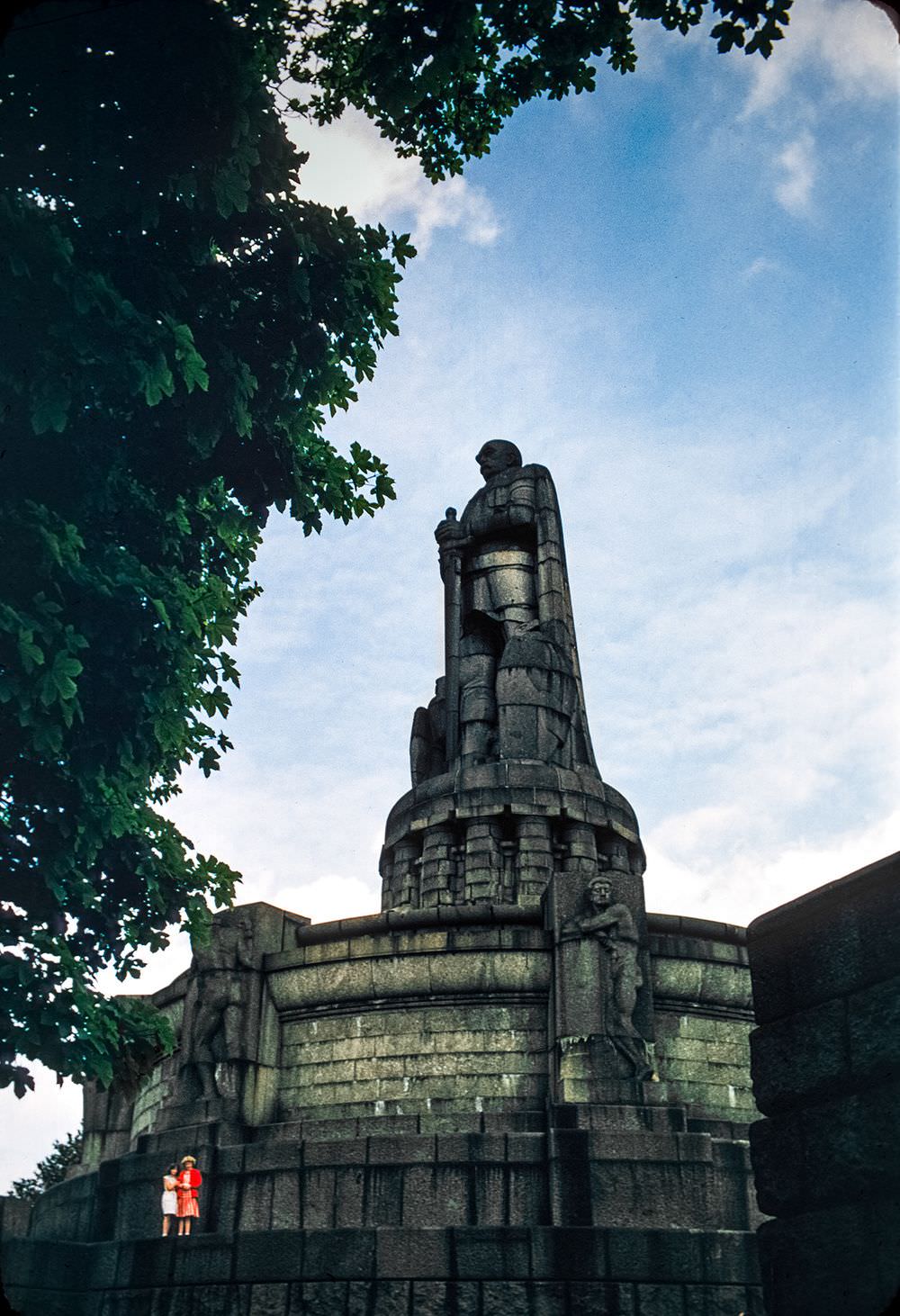 #134 Two little girls add a splash of color to this shot of what seems to be the Bismarck monument in Hamburg.