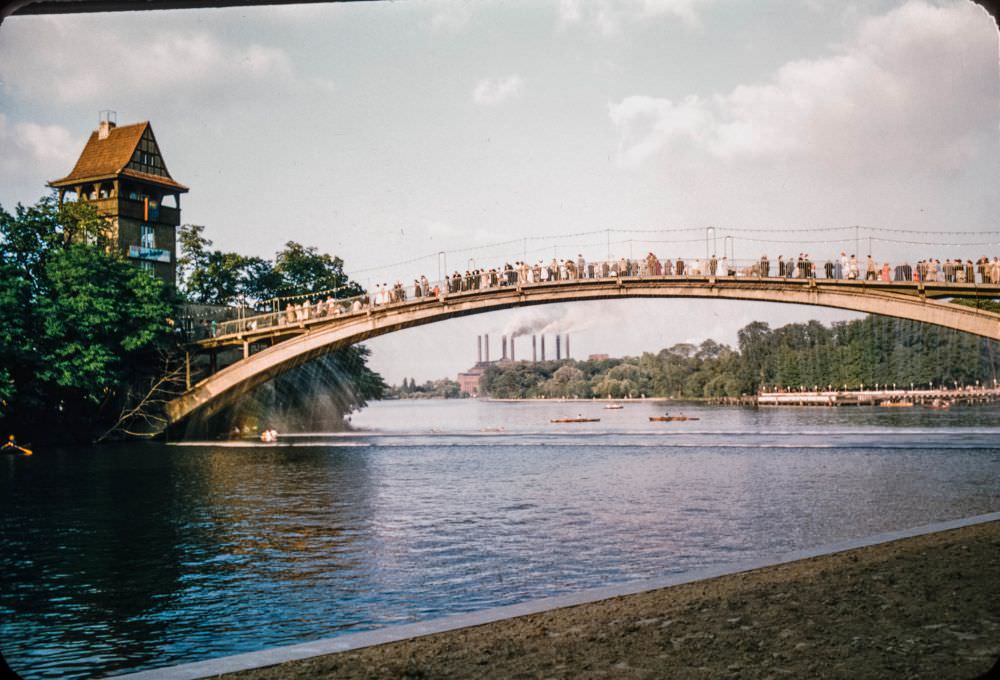 #3 The ‘Abteibrücke’ bridge, leading to the ‘Insel der Jugend’ (island of youth) in Treptower Park. The factory in the background is the Kraftwerk Klingenberg.