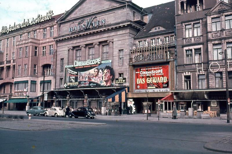 #31 Haus Wien cinema, Berlin, 1954