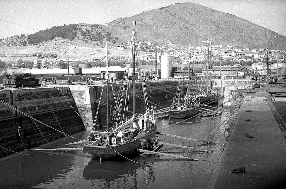 #44 Robinson Dry Dock, 1936