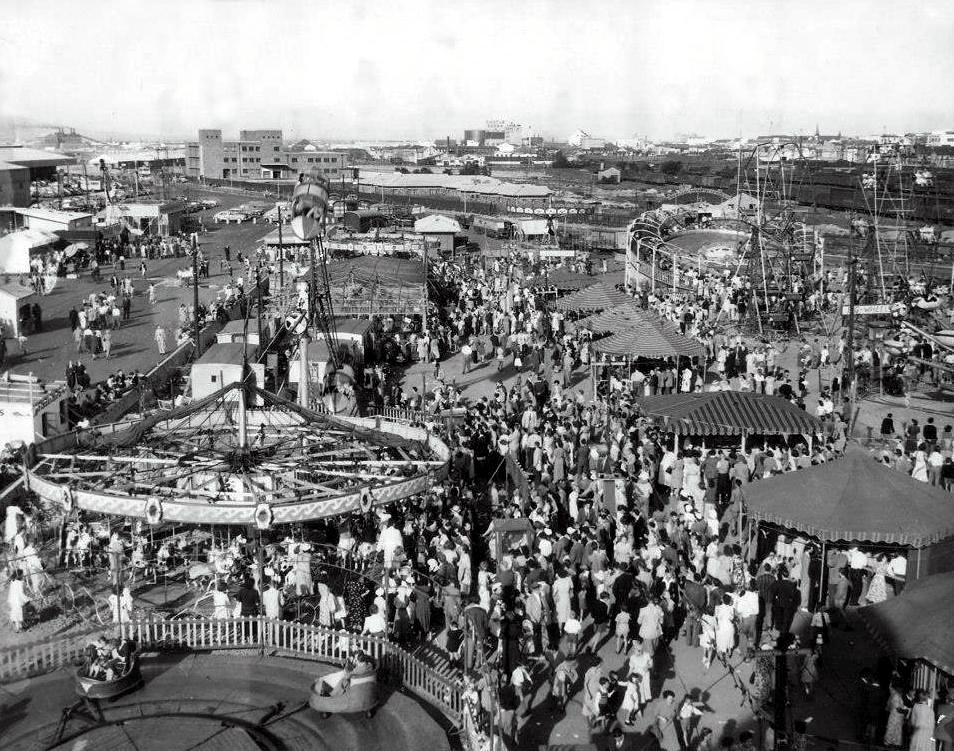 #84 Fun Fair, Van Riebeeck Festival 1952.