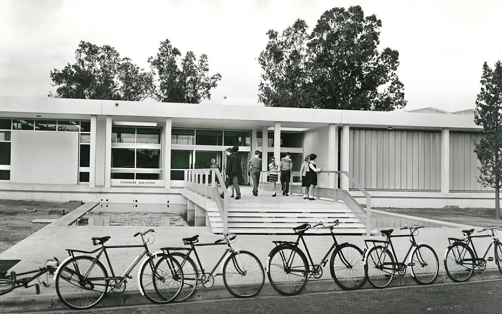 #130 New public library, Bellville, 1964.