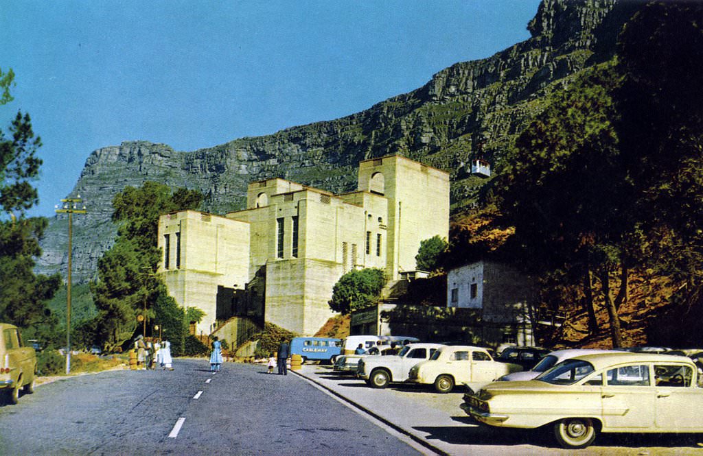 #239 Lower Cable station, 1965