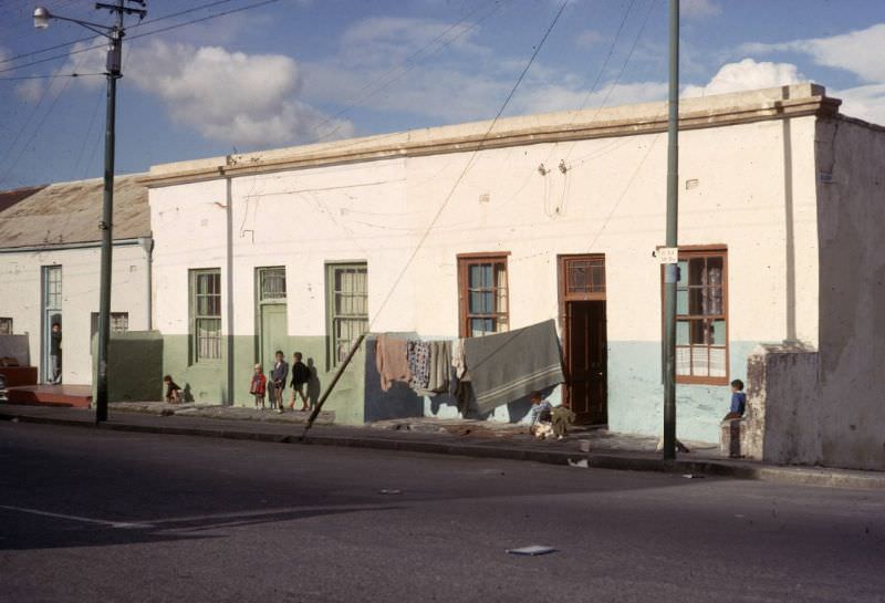 #33 Slum housing in Cape Town, 1960s