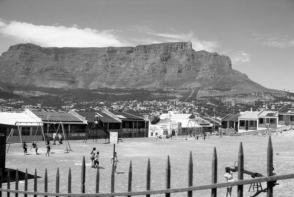 #68 Schotsche Kloof, 1971. Play park bordered by Onder-Jordaan and Orphan streets.