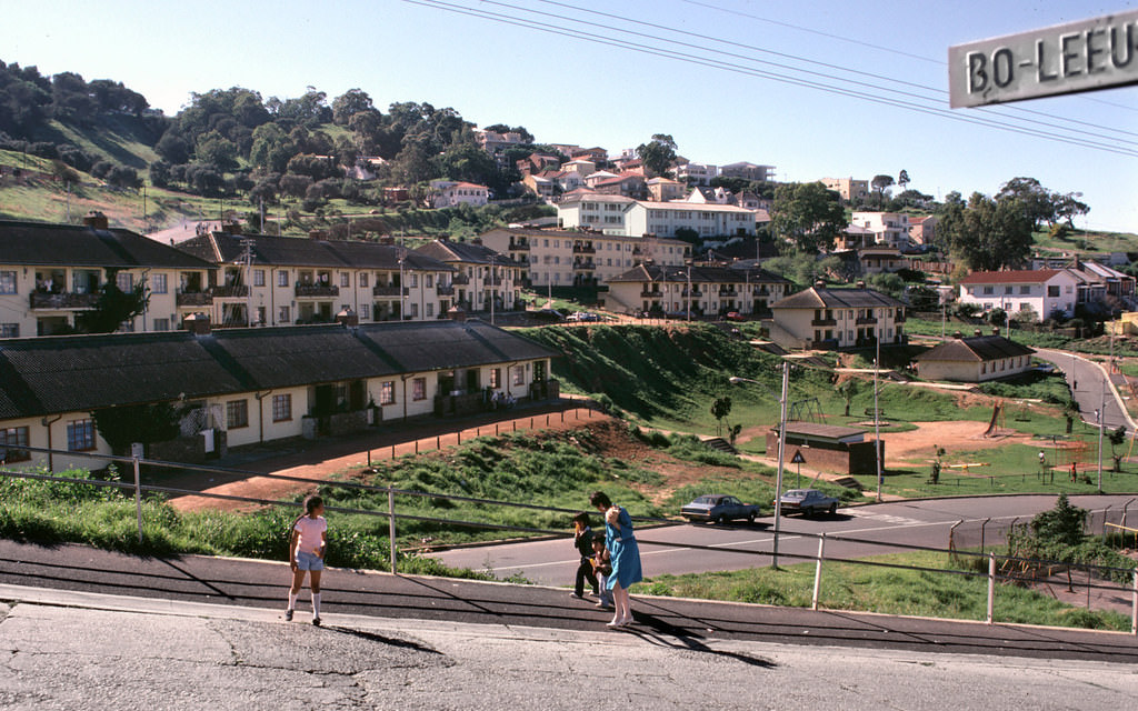 #40 Bo-Kaap, 1988. Corner Pentz and Bo Leeuwen streets.