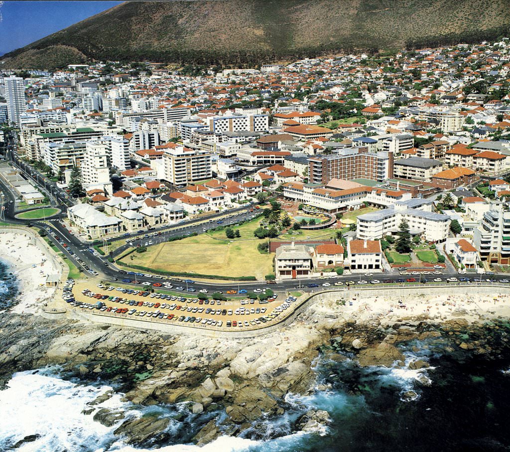 #69 Sea Point, 1985. Grand view of the President hotel, sadly now no more.