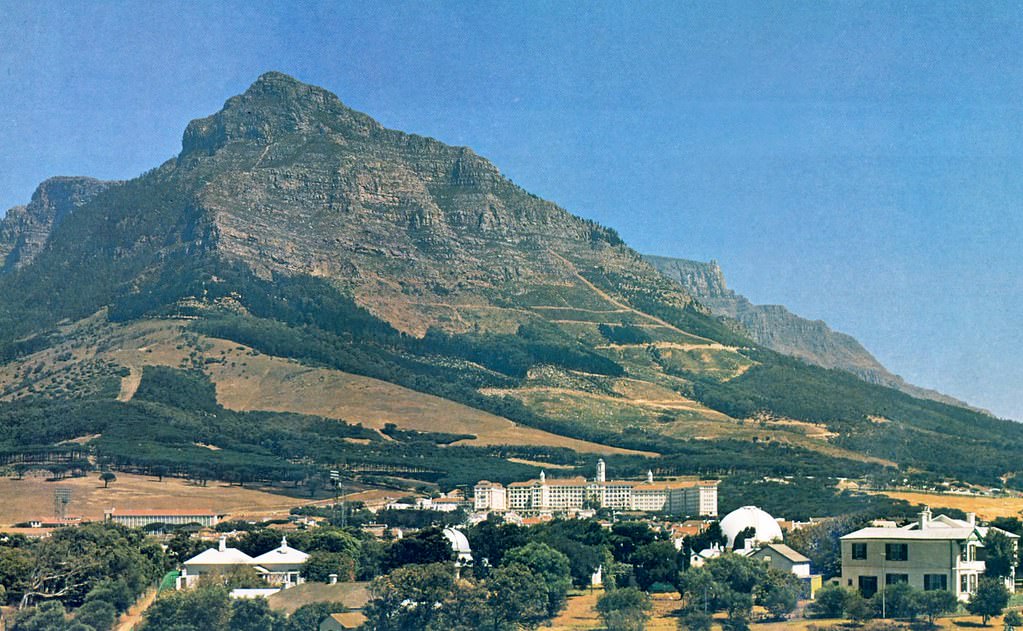 #76 The South African Astronomical Observatory, 1981.