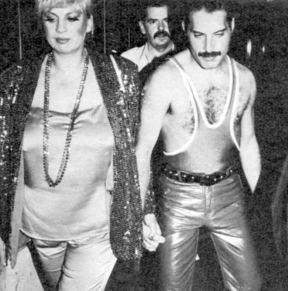 Rocking the Roll: Freddie Mercury’s Legendary 38th Birthday Bash at Xenon Club Music